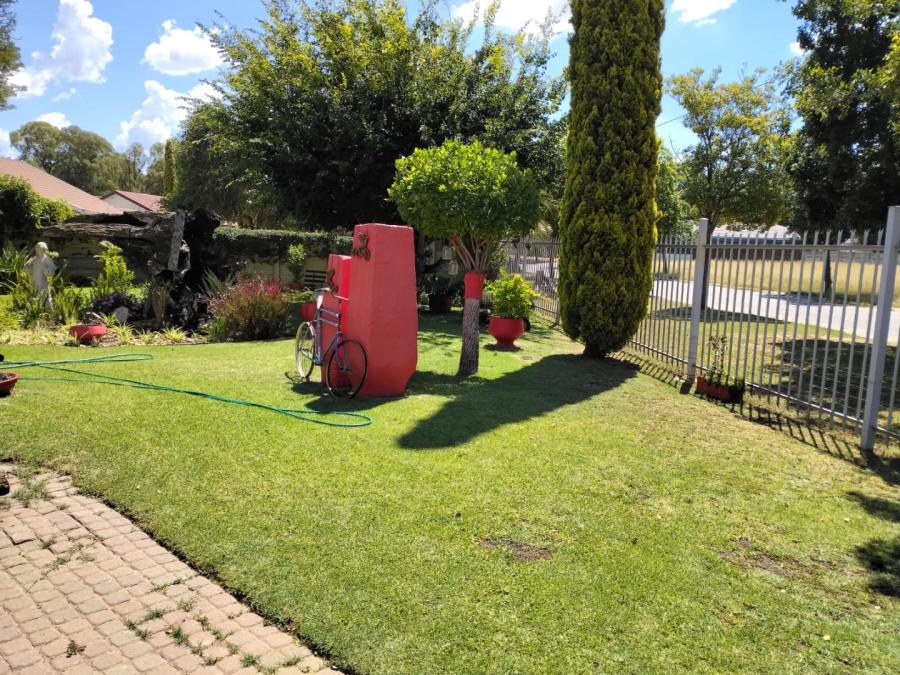 3 Bedroom Property for Sale in Odendaalsrus Free State